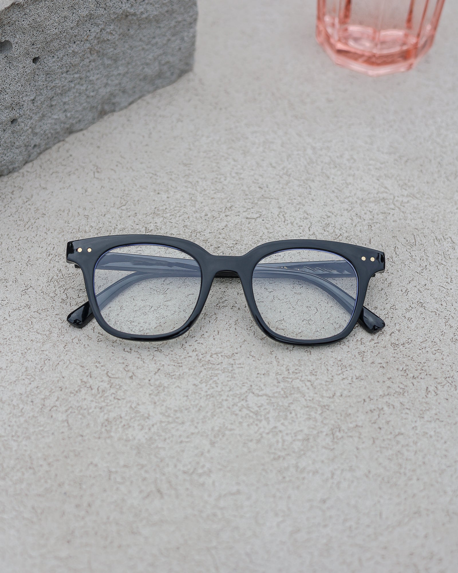 Obsidian Mist – Slate Black 1.0