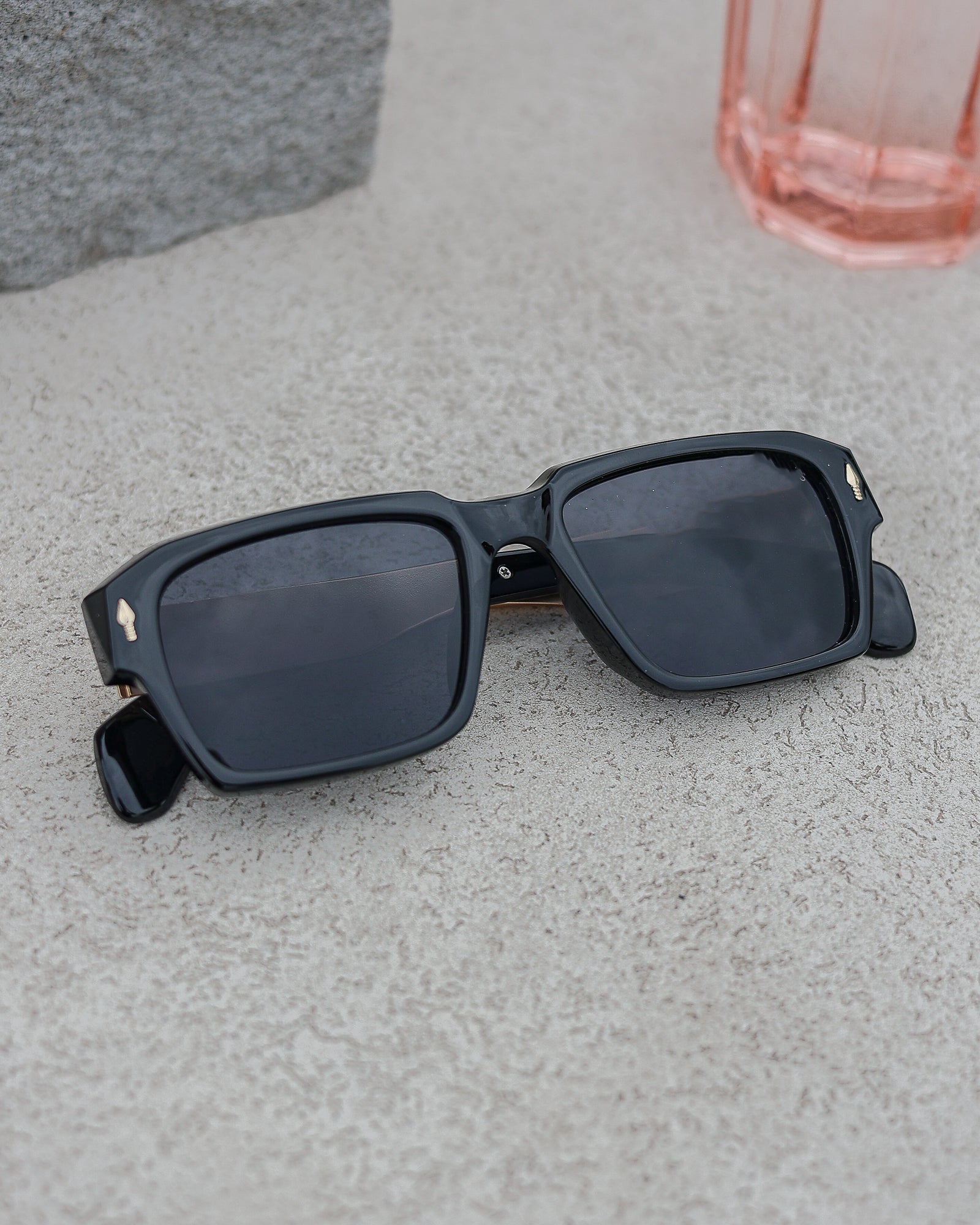 Onyx Monarch – Jet Black 1.0